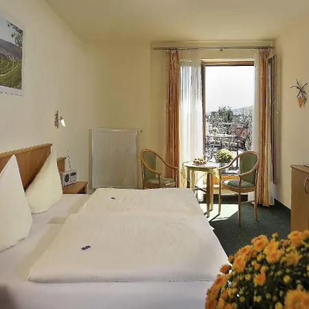 Weingut Schwab Guest house Thuengersheim